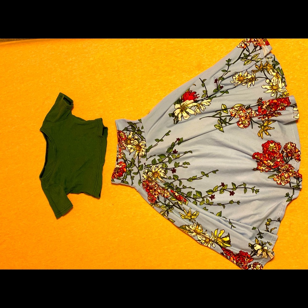 Crop top and floral maxi outfit